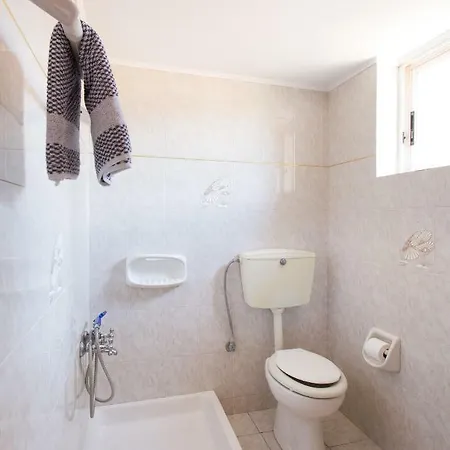 Ambelakia Apartment *